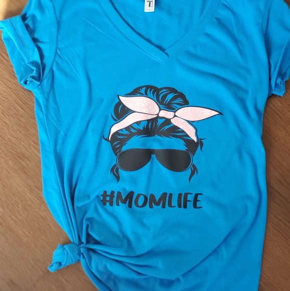 Tops - T-shirt